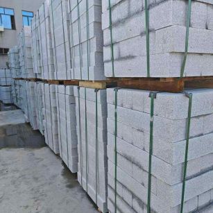 济南芝麻白路牙石，路侧石