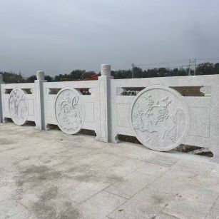 济南芝麻白河道栏杆 石材栏杆