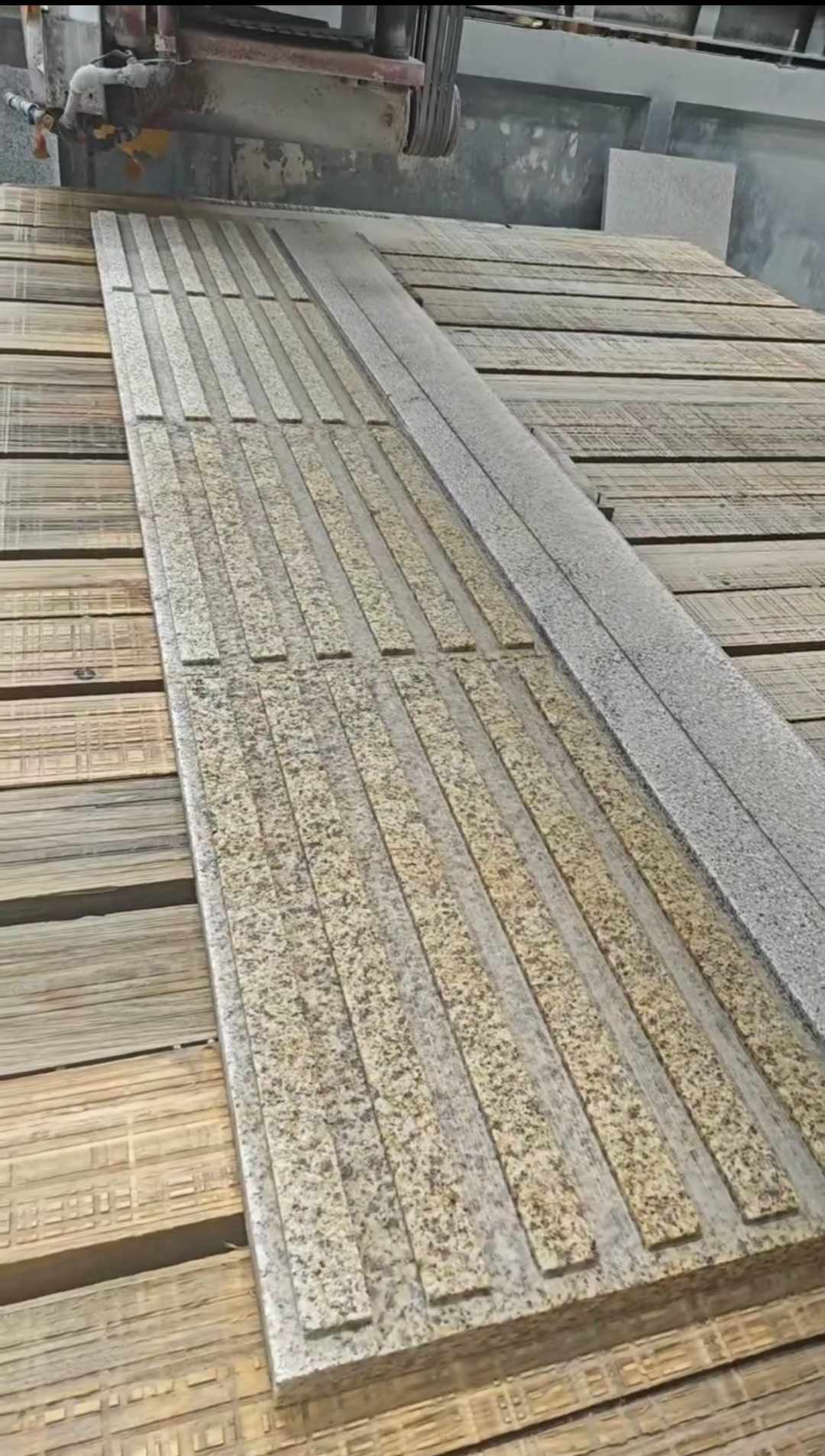 济南黄金麻盲道石 盲条